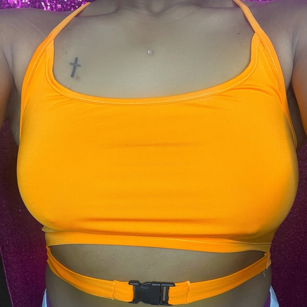 I haven’t worn this! Only to take the picture. First dibs & its yours!